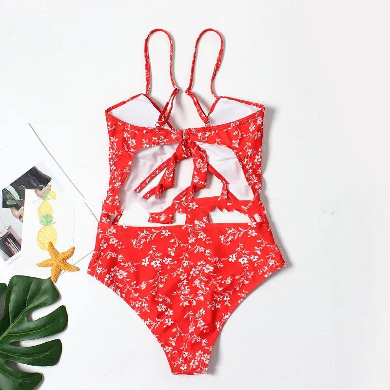 Maiô feminino estampado e fashion, peça única que proporciona estilo e conforto para seus dias de sol na praia ou piscina, aproveite! — foto 3