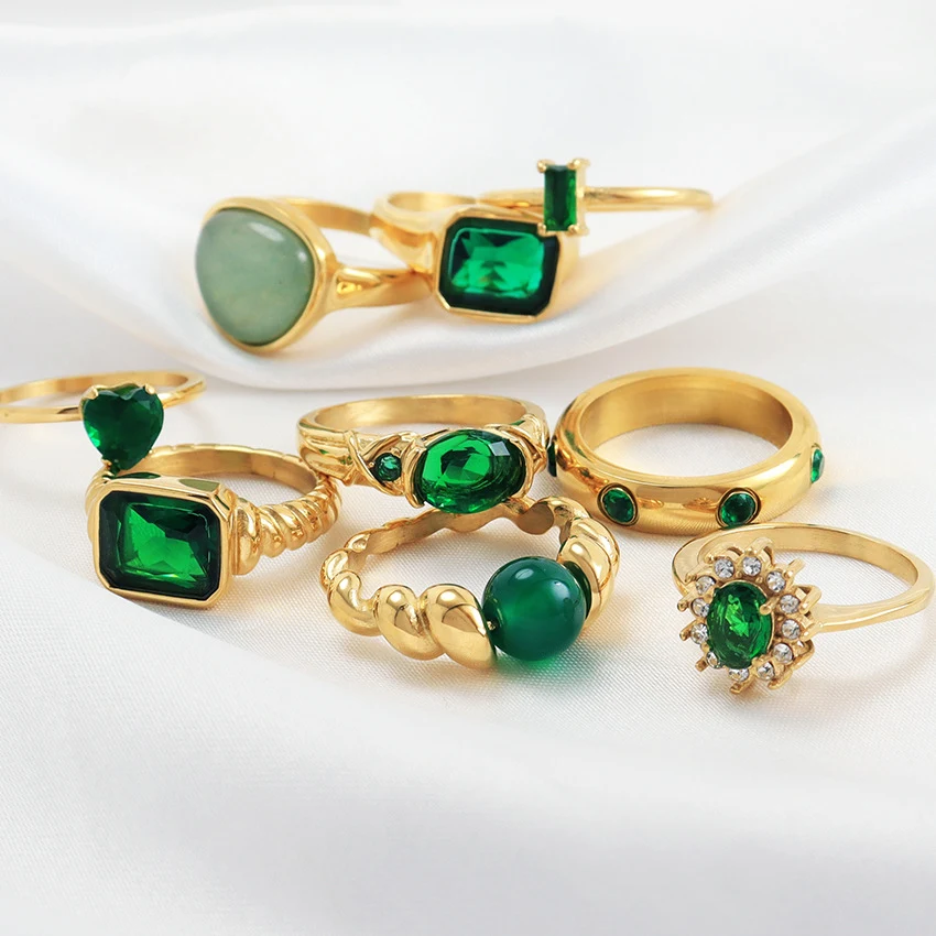 Title 3, Anel Vintage Estilo Corte Oval Jade Hotan Verde...