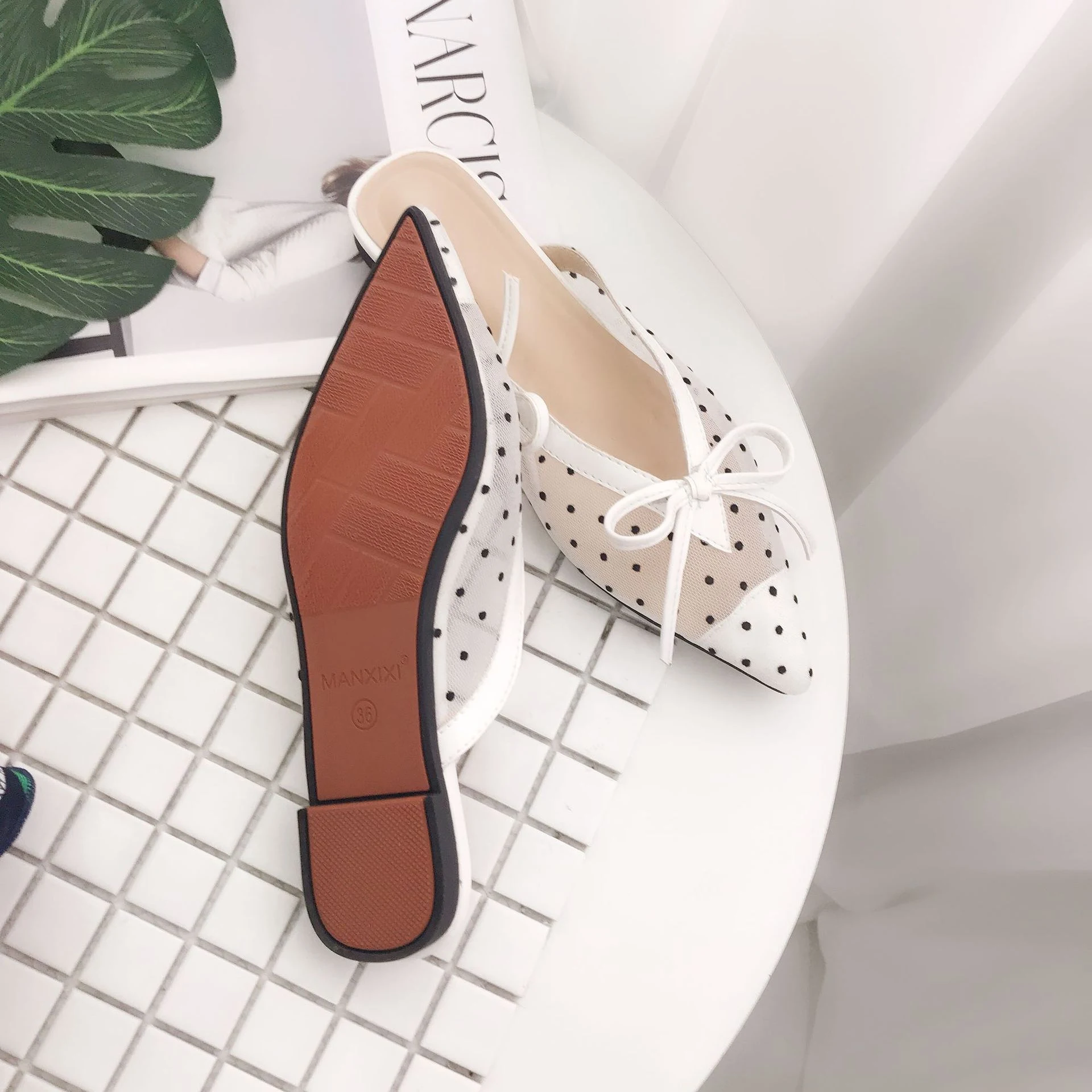 Women's Lace Screen Gauze Pointed Flat Sandals – Comfortable and stylish flat sandals for women, perfect for summer and — photo 2