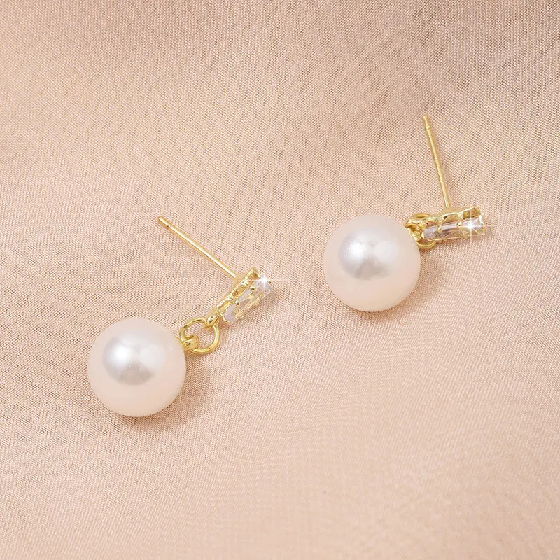 Brincos de pérola vintage estilo francês elegante Moda simples Perfeitos para um visual sofisticado e atemporal. — foto 5