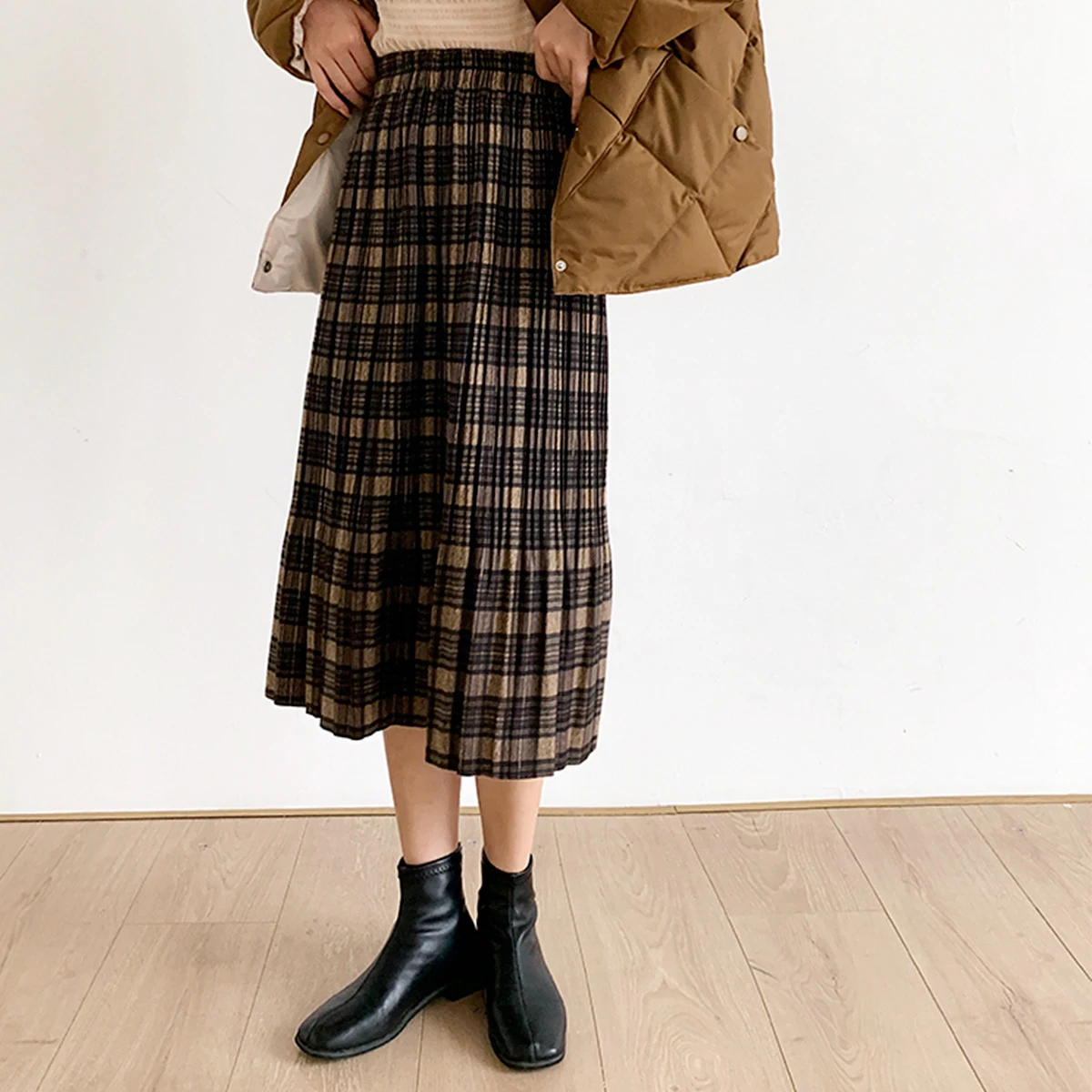 Retro wollen rok met hoge taille en ruitpatroon, middellange lengte — foto 3
