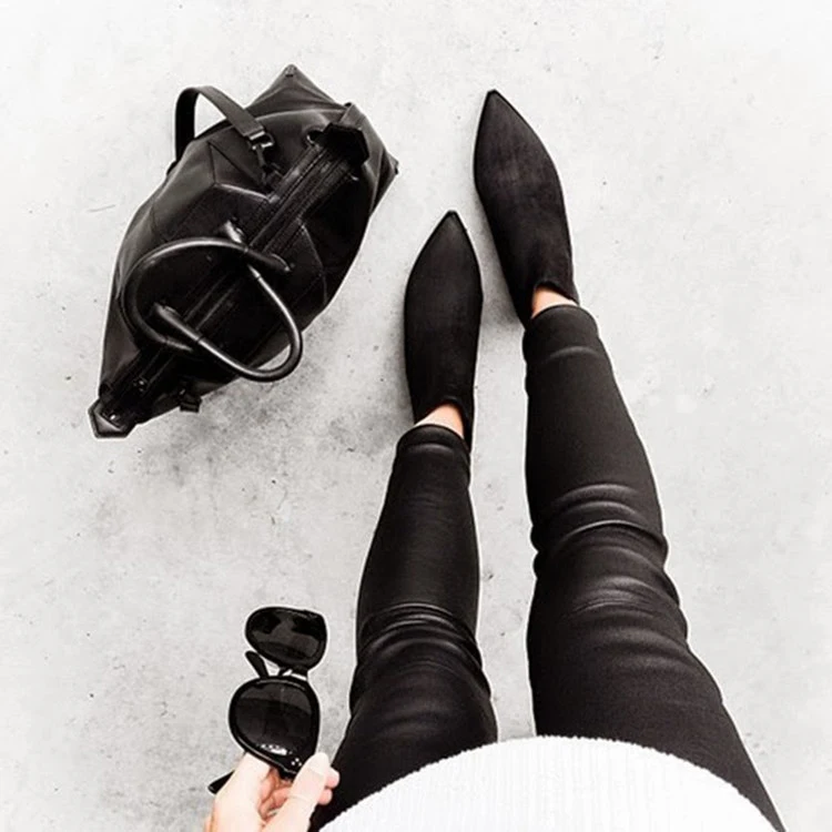 Title 2, Retro Simple Ladies Thick Heel Pointed Short Bo...