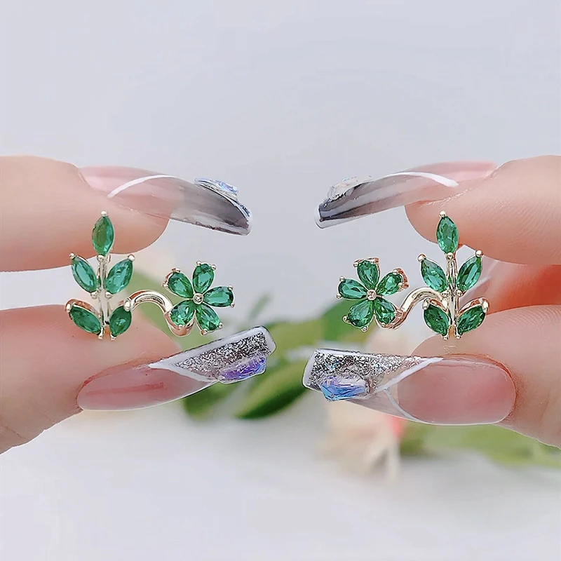 Brincos de botão com sombra de folha verde requintados Joia da moda feminina Elegância natural para uso diário e ocasiões especiais. — foto 4