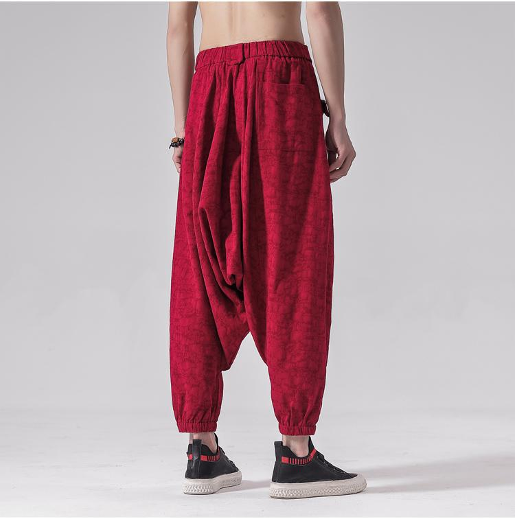 Pantalones bombachos de algodón y lino con cinturón cosido ideales para un estilo cómodo y moderno. Perfectos para el día a día. — foto 9