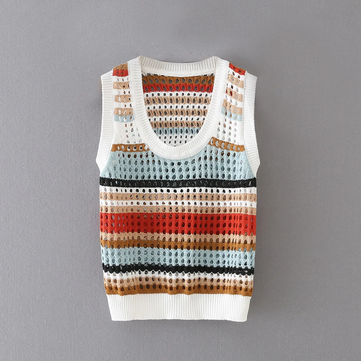 Zomerkleurblok gebreid vest, slanke pasvorm. Dit vest is perfect voor een zomerse en modieuze look. Ideaal voor warme dagen, casual en comfortabel om te dragen. — foto 3