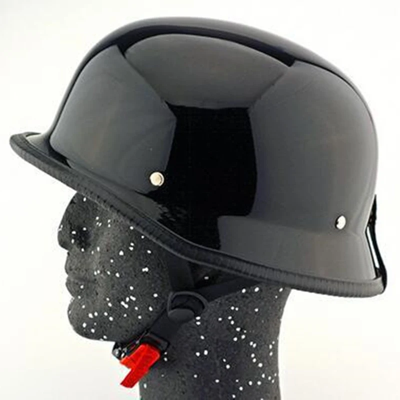 Title 3, Motorradhelm aus Stahl für höchste Sicherheit. ...