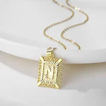 Colar com 26 letras do alfabeto inglês, unissex, ornamento elegante, presente personalizável, expresse sua individualidade, acessório charmoso. — foto 17