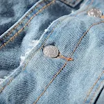 Side seam single-breasted denim jacket in a slim fit for ordinary casual wear. Comfortable, stylish, and perfect for eve — photo 2