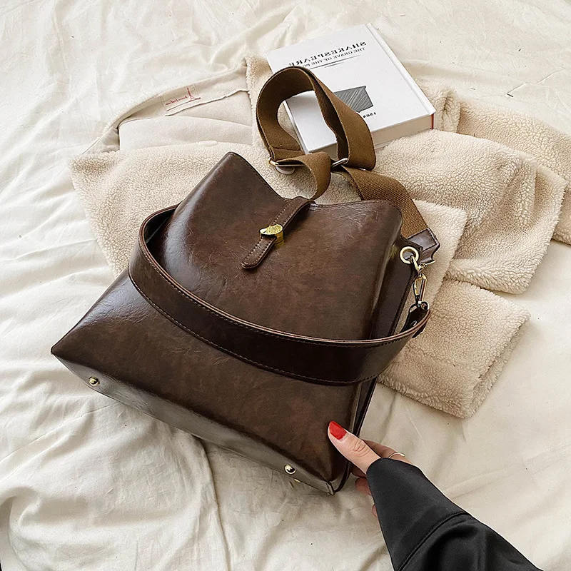 Bolsa transversal feminina INS versátil Nova moda Design espaçoso, ideal para uso diário e diversas ocasiões, combine com seu estilo — foto 6