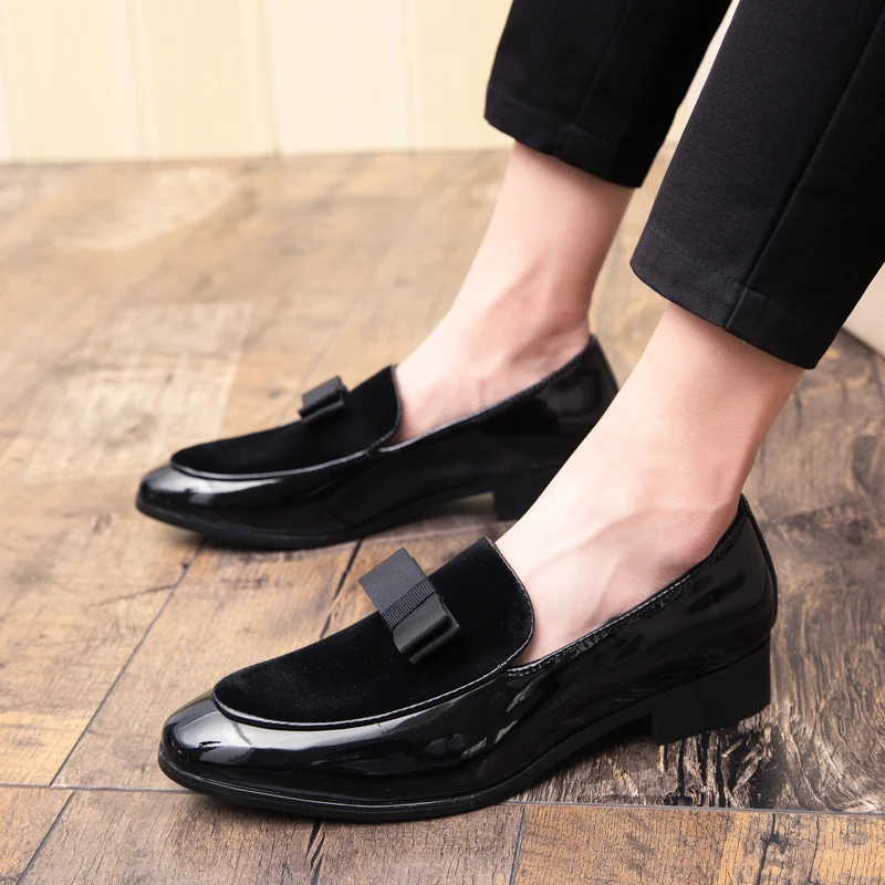 Sapatos de couro britânicos individuais grandes para homens, formais, terno de negócios. Conforto e elegância para o executivo. — foto 3