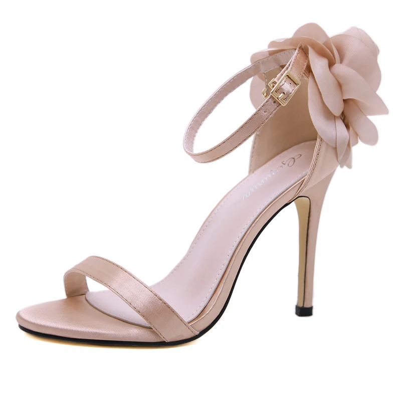 Große Blumen High-Heel Sandalen für AliExpress, Yamaxun, eBay. Cross-Border und Drop-Shipping. Perfekt für einen stilvollen Auftritt! — foto 1
