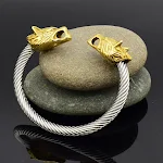 Pulseira Torc Asgard Crafted de Aço Inoxidável com Cabeça de Lobo Cinza Grande – Artesanal e Imponente, para um Visual Único e Poderoso. — foto 5