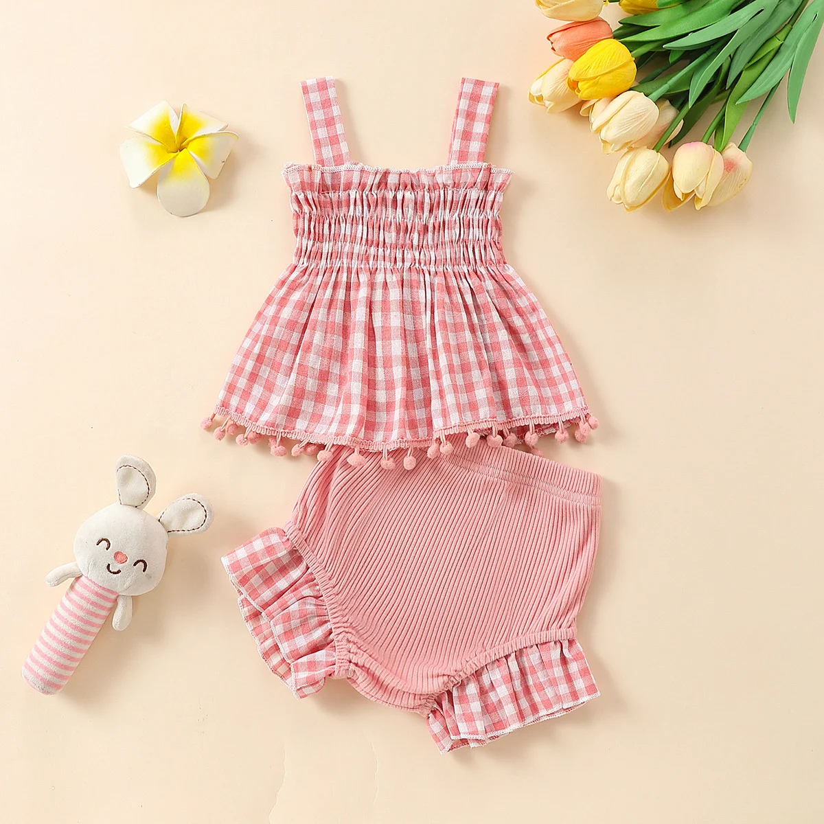 Baby Mädchen niedlicher karierter Sling-Rock-Shorts Zweiteiler. Perfekt für warme Tage, leicht und bequem, mit Spitze. — foto 20
