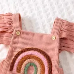 Macacão de bebê menina de veludo cotelê com arco-íris, toalha, bordado, alças e renda. Conforto e charme. — foto 10