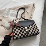 Large-capacity Women's Bag Fashion Plaid Single Shoulder. Spacious and stylish, perfect for everyday use, carrying all y — photo 1
