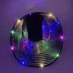 Chapéu Luminoso Fashion para Homens e Mulheres Destaque-se com este boné com luzes LED, ideal para eventos noturnos e festas. Unissex e estiloso. — foto 14