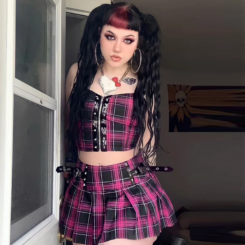 Women's Summer Short Plaid Print Skirt, a Stylish and Comfortable Choice for Warm Weather. Perfect for Casual Outings an — photo 1