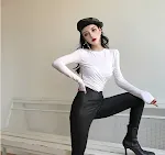 Blusa feminina nova de outono e inverno, gola redonda com estilo cruzado, manga longa, estilo despojado e confortável para usar como segunda pele. — foto 13