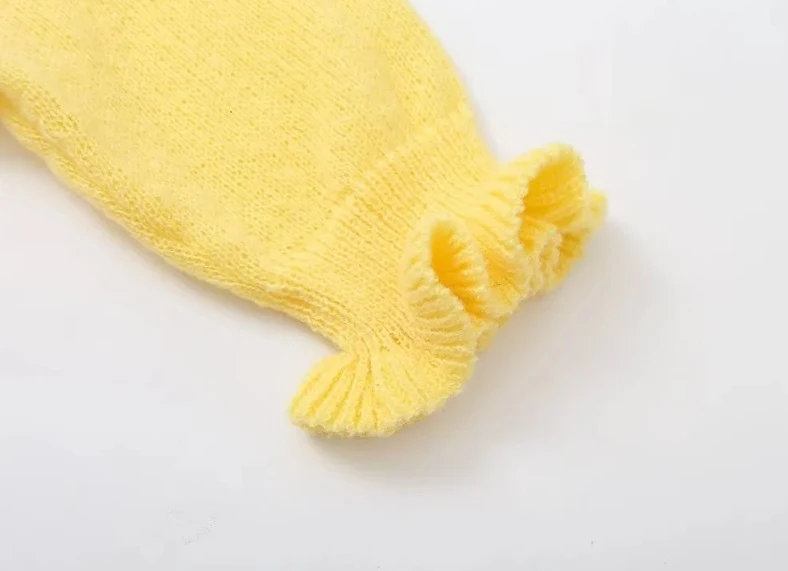 Title 5, Cardigan tricoté à manches longues et à lacets