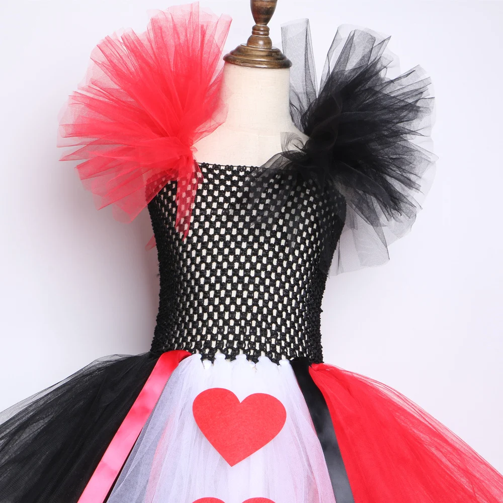 Saia tutu de tule infantil Rainha de Copas, ideal para fantasias, brincadeiras e eventos especiais. Leve a magia! — foto 2