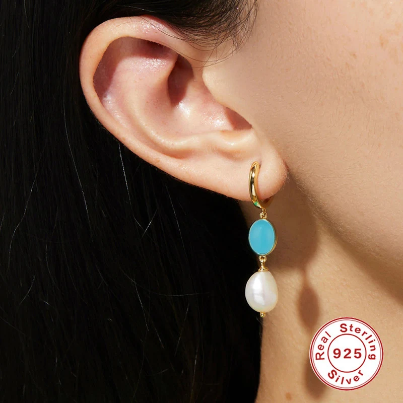 Brincos de pérola flamingo com diamantes redondos em prata esterlina S925. Combine elegância e delicadeza, perfeitos para realçar sua beleza. — foto 13