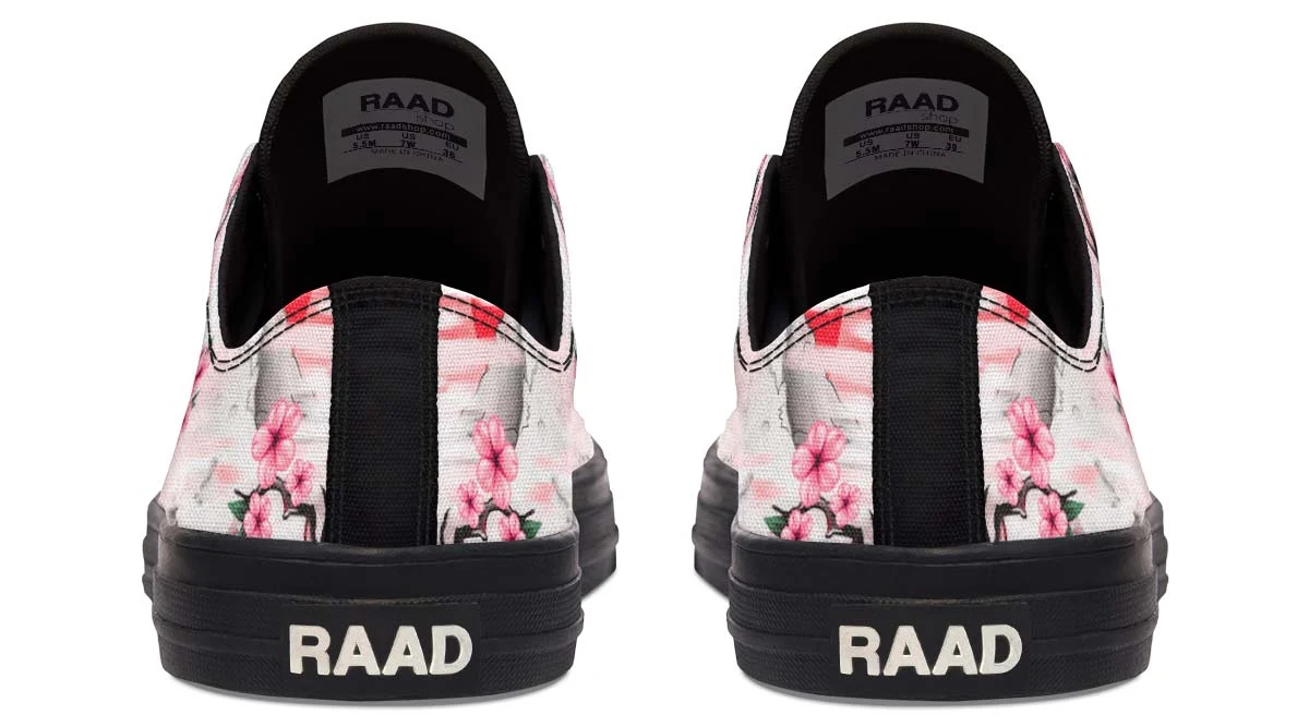 Zapatos de lona bajos estampados para parejas, estilo moderno y cómodo, ideales para un look coordinado casual y a la moda. — foto 1