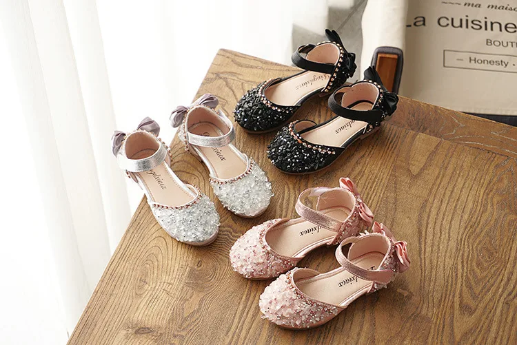 Title 2, Meisjes sandalen met strass steentjes en zachte...