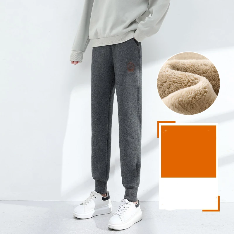 Pantaloni Casual Plus Size Donna in Velluto Spessi e Ampi Comodi e Caldi Perfetti per l'Uso Quotidiano e il Relax Autunno Inverno — foto 14