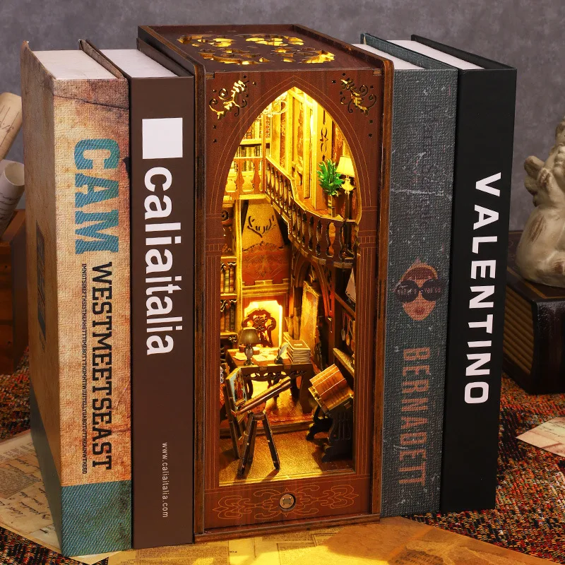 Suporte para Livros de Modelos Tridimensionais 3D da Creative Assembly. Exiba sua biblioteca de modelos e mantenha-os organizados com elegância — foto 13