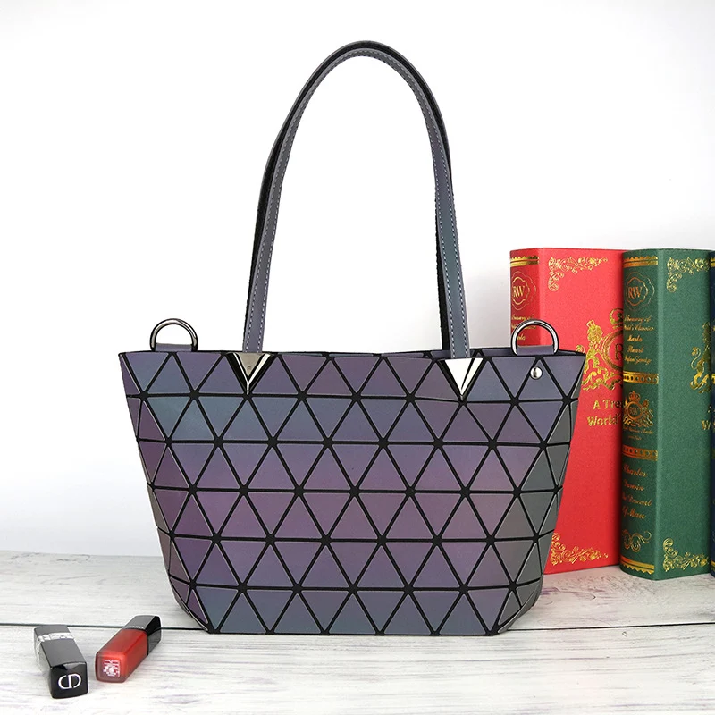 Lichtgevende, draagbare diagonale tas – de perfecte combinatie van stijl en functionaliteit voor onderweg. Veilig en handig. — foto 3