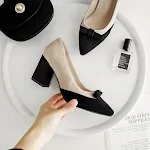 Shallow mouth chunky heel shoes for comfort and style. Modern design, ideal for everyday wear and various elegant outfit — photo 3