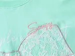 Blusa com laço manga curta e gola redonda. Conforto e estilo em uma só peça. Ideal para o dia a dia, proporcionando um visual feminino e moderno. — foto 12