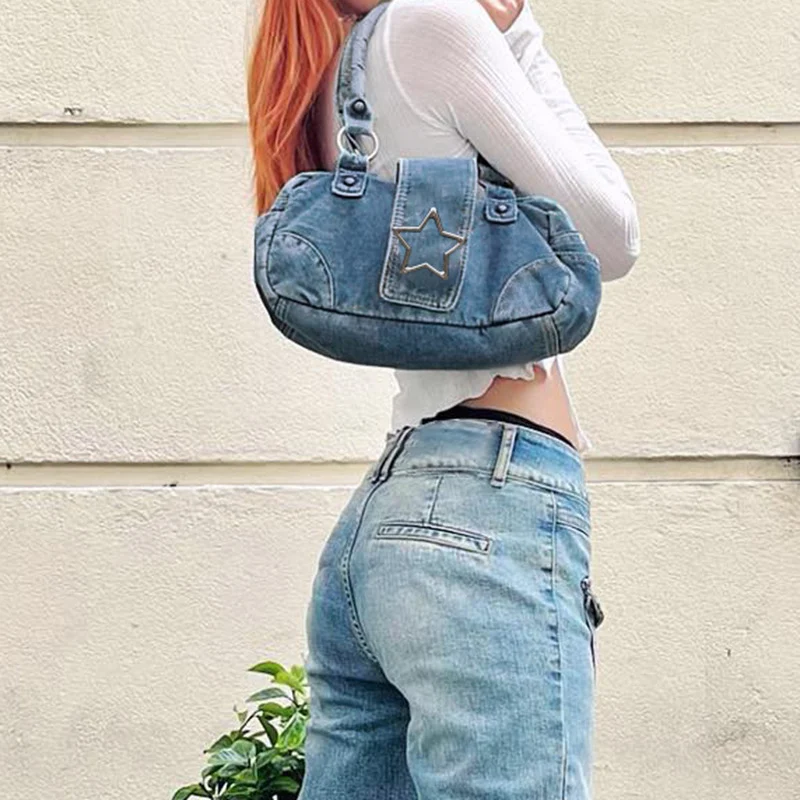 Bolsa de mão jeans retrô americana elegante e com boa textura para mulheres. Perfeita para adicionar um toque vintage e estiloso ao seu visual. — foto 6