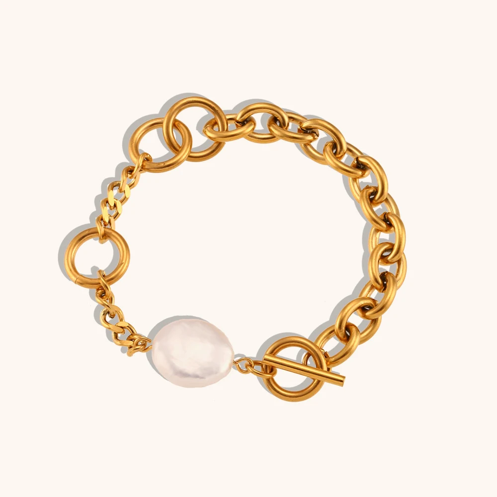 Title 1, Pulseira de pérolas com emenda de corrente em f...