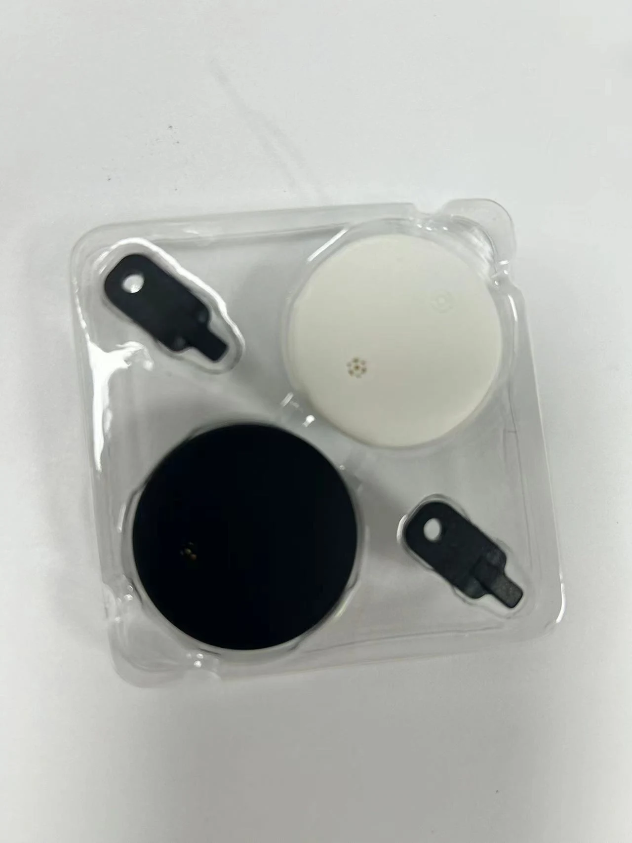 Round Intelligent Searching Waterproof iTag Positioning Tracker Easily locate lost items with smart search, ensuring sec — photo 2