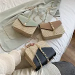 Straw woven shoulder chain bag – a stylish summer essential. Lightweight and chic, perfect for carrying your essentials — photo 4