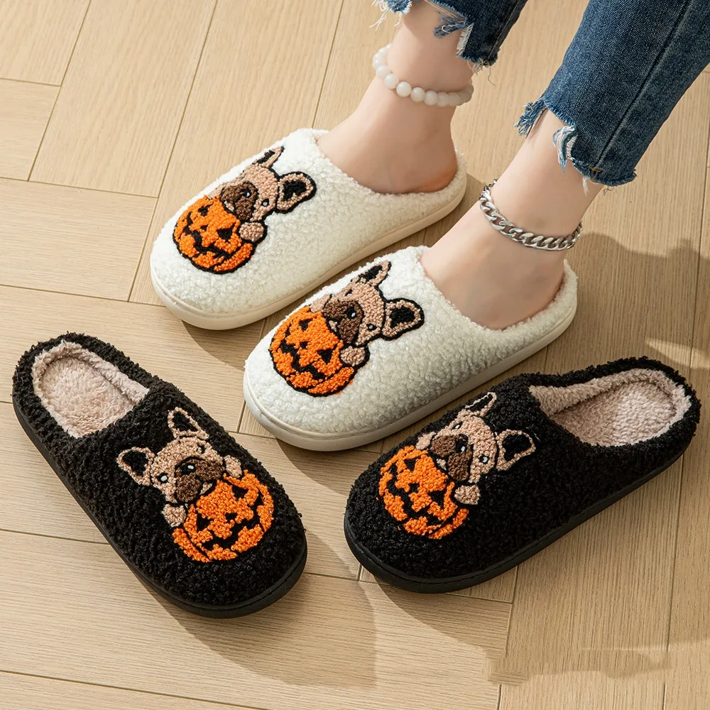 Nuove pantofole a zucca di Halloween 2024. Comode, antiscivolo, in velluto e cotone, per interno ed esterno. Perfette per la stagione spettrale. — foto 1