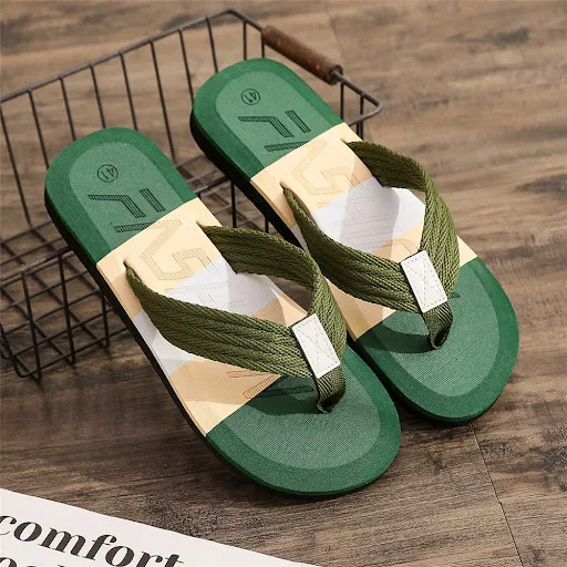 Title 9, Heren zomerslippers met colorblock design. Stij...