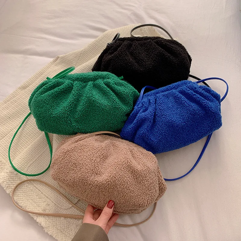 Lamb Wool Fashion Cloud Bag Stylish and Comfortable Everyday Bag Soft Lightweight and Elegant Perfect for any occasion C — photo 6