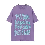 Camiseta solta de manga curta com estampa de letras, ideal para looks casuais de verão, oferecendo conforto e estilo. — foto 1