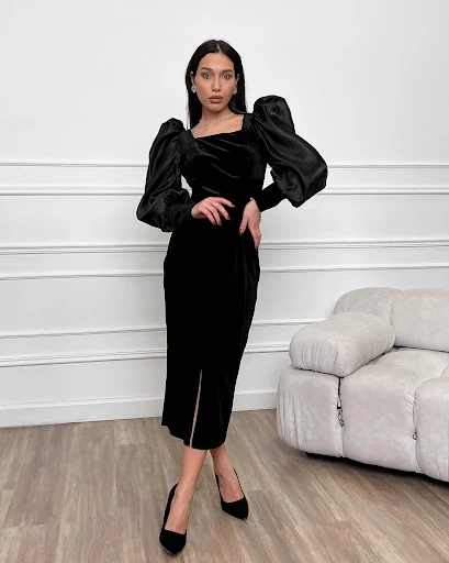 Title 2, Square Collar Puff Sleeve Knitted Velvet Straig...