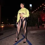 Leggings femininas estampadas de cintura alta e perna justa, perfeitas para um visual moderno e elegante, modelando a silhueta com conforto. — foto 8