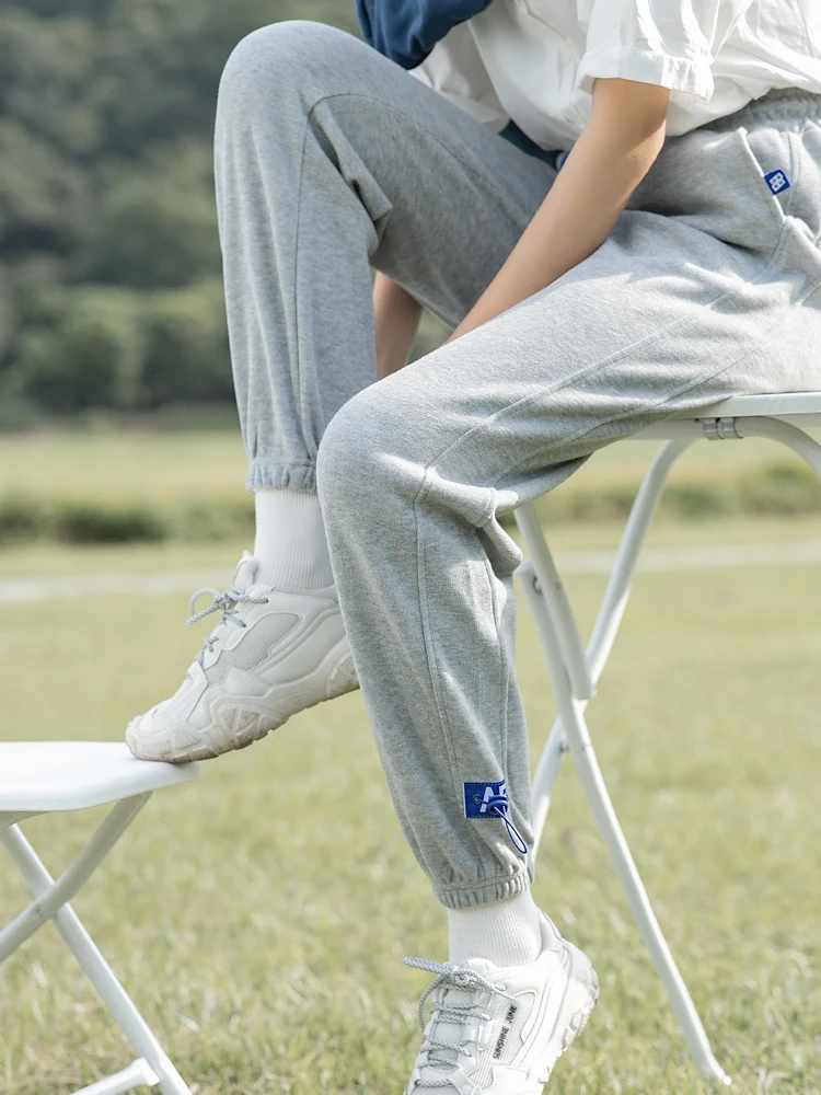 Calças Esportivas Femininas Soltas de Cintura Alta, Casuais e Versáteis. Conforto e estilo para todas as atividades e looks do dia a dia. — foto 1