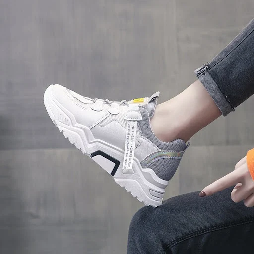 Title 5, Comfortable casual wild shoes for everyday wear...