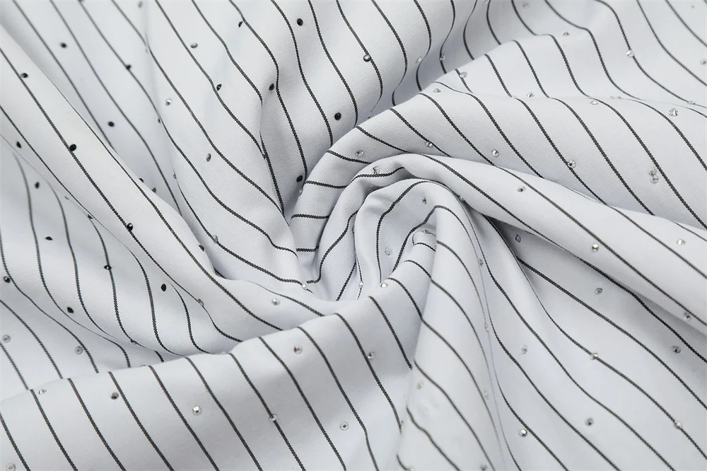 Casaco de uniforme de beisebol reversível para homens. Conforto e estilo em um só, ideal para jogos e uso casual. Mantenha-se aquecido com elegância. — foto 19