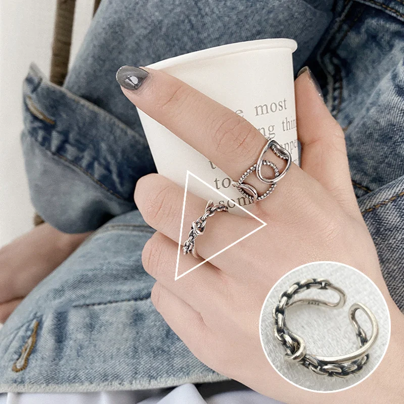 Anel Retro com Abertura Design vintage e praticidade. Acesse seus objetos essenciais de forma segura e com muito estilo, combinando o passado e o presente. — foto 23
