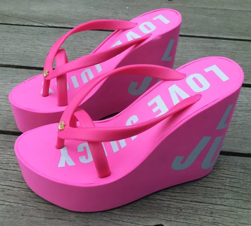 Scarpe da spiaggia antiscivolo da donna con tacchi super alti da 11cm. Cammina con stile e sicurezza sulla sabbia. — foto 7