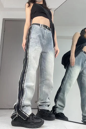 Title 6, Gelb schlammgefärbte Jeans, distressed mit hell...