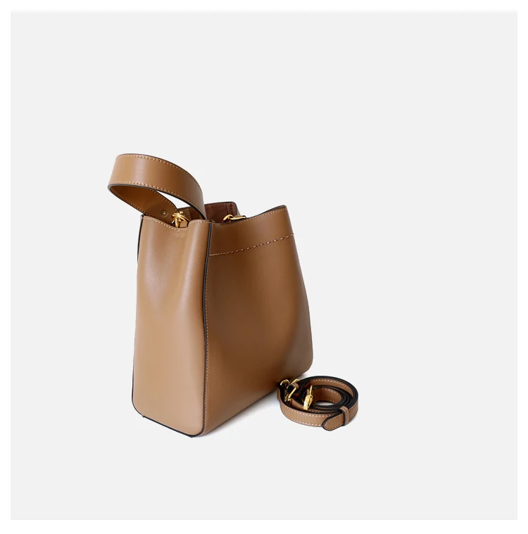 Title 8, Nova Bolsa Mensageiro de Couro com Linha Grossa...