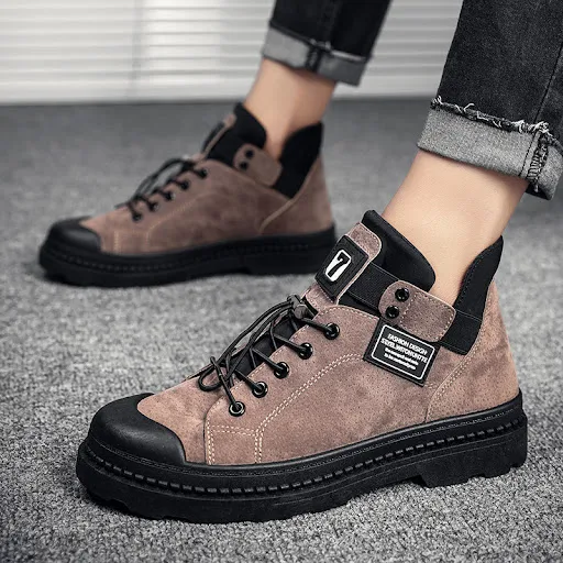 Title 3, Mens high-top retro tooling boots. Durable com...